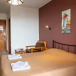 Angelo 4*